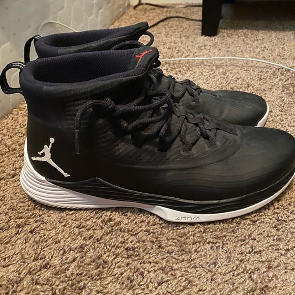 Jordan Ultra Fly 2 - Picture 1 of 4